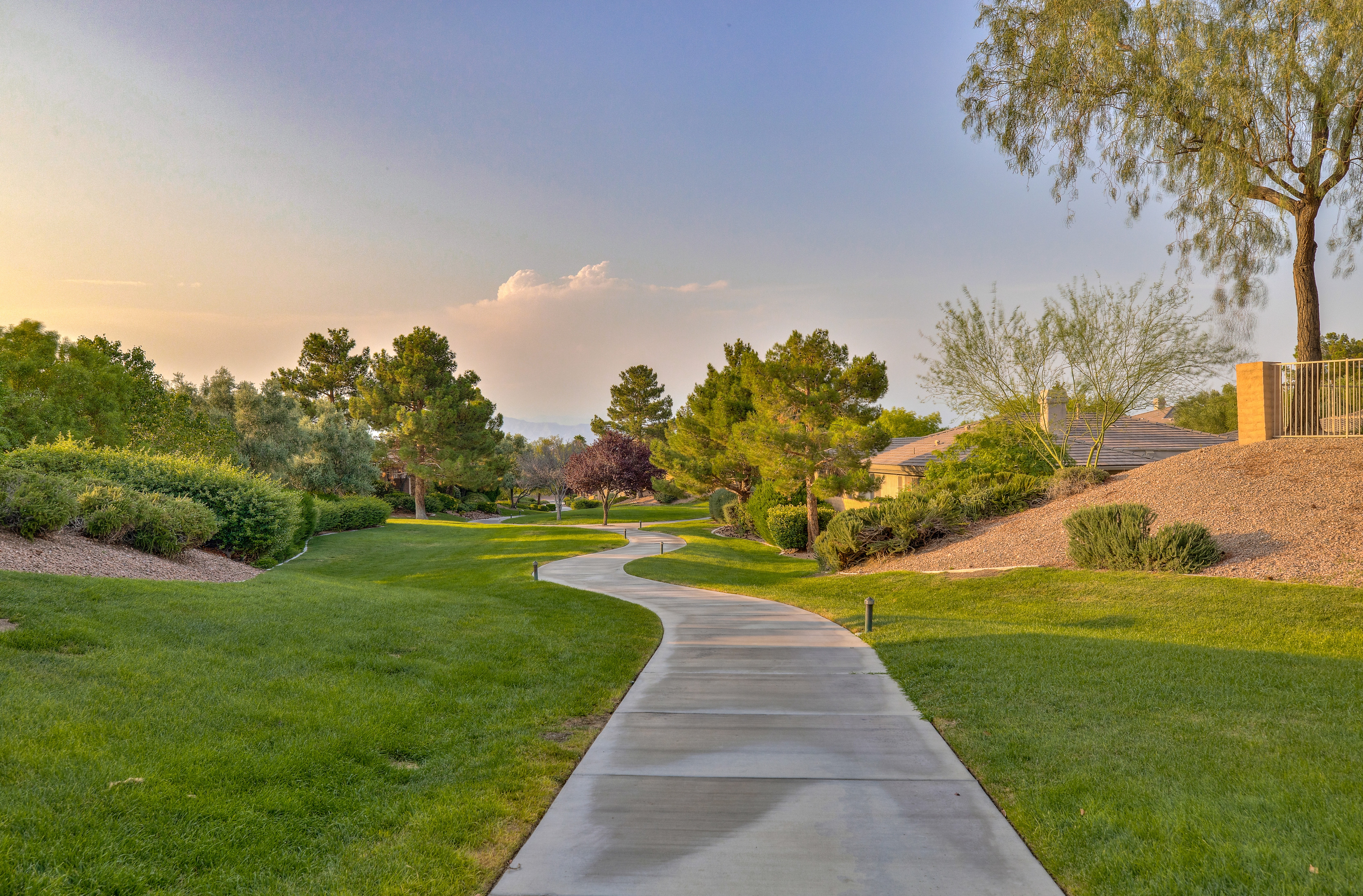 Henderson Nv Neighborhood Walking Path Green Space