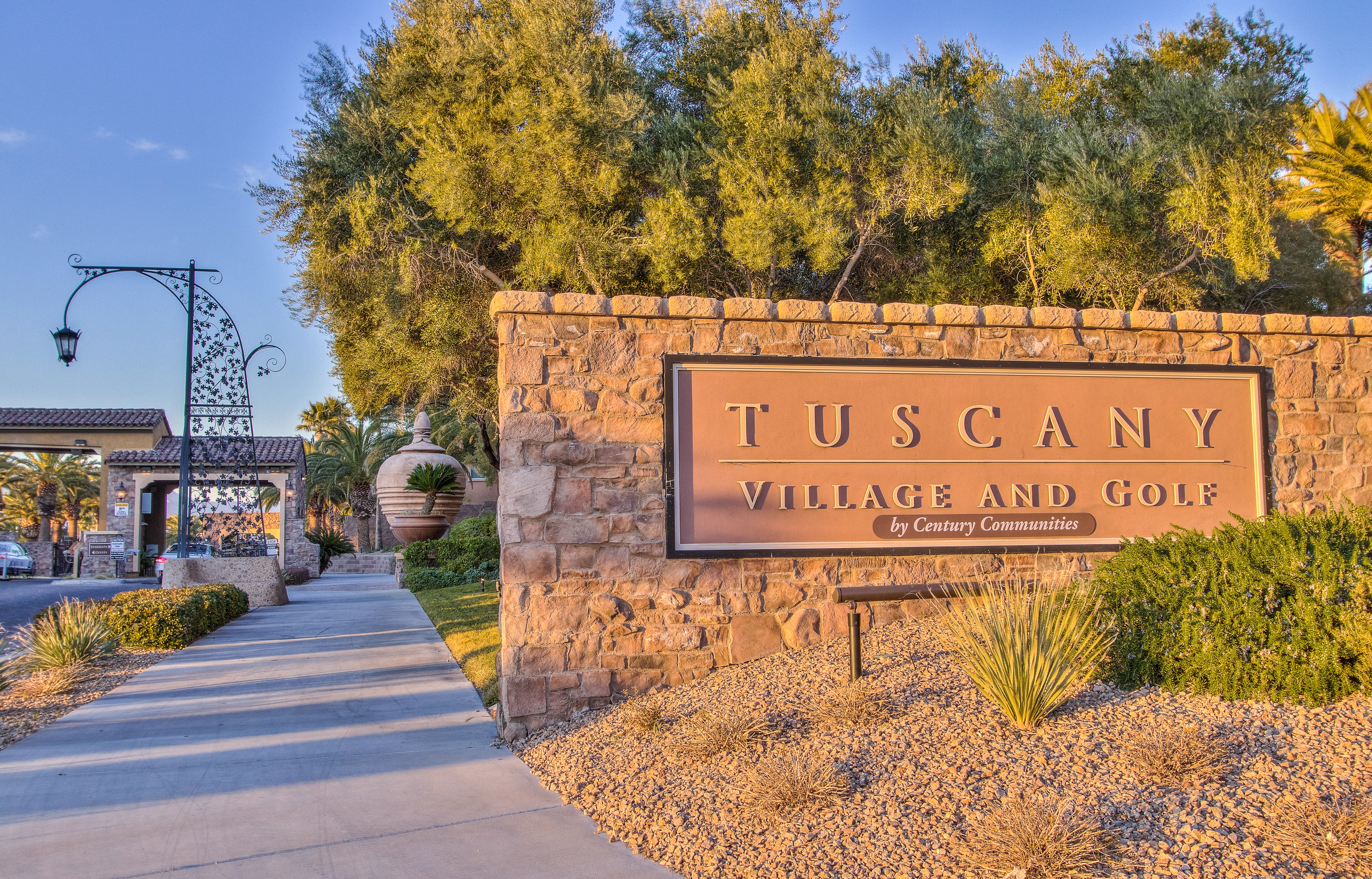 Tuscany Village Golf Club Henderson Nv Entrance Sign